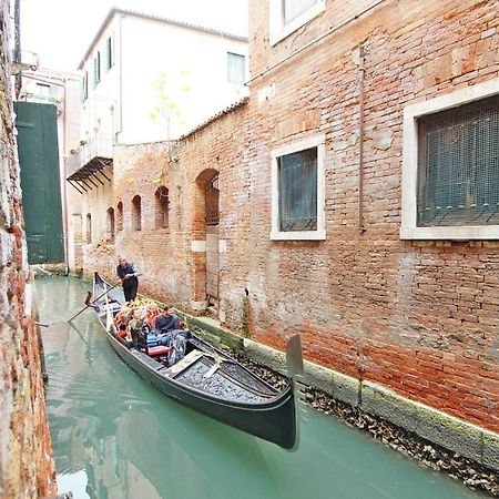 Gondola View Apartment Venezia Esterno foto