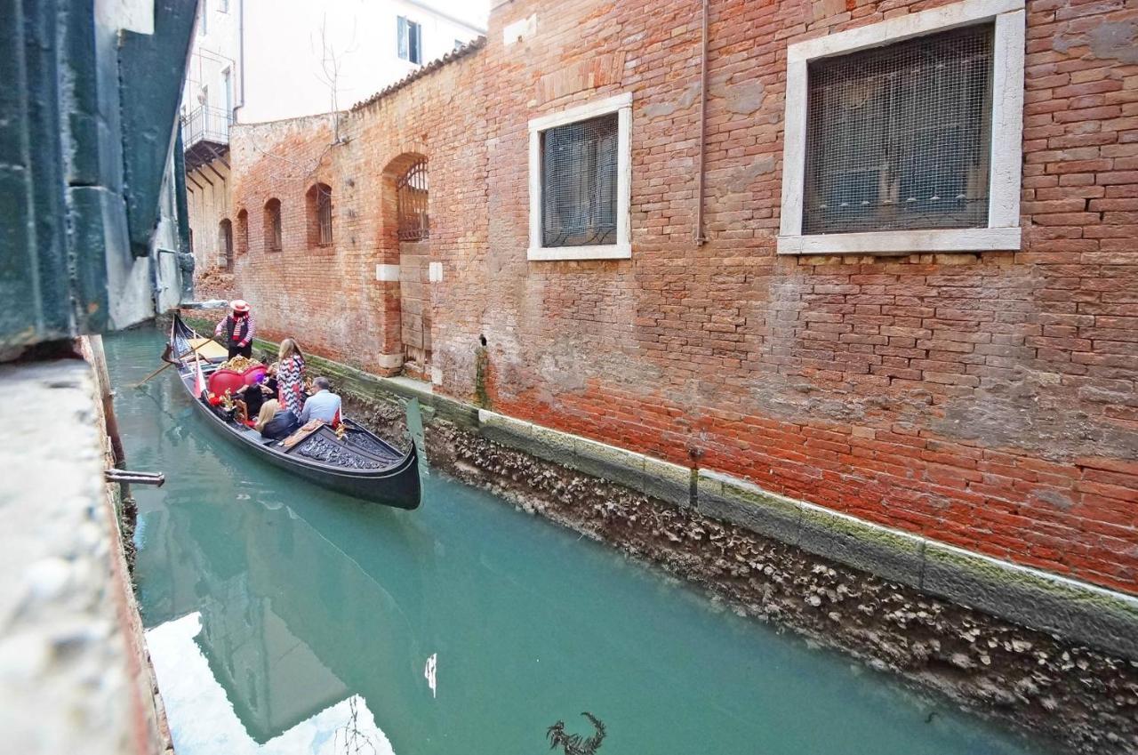 Gondola View Apartment Venezia Esterno foto