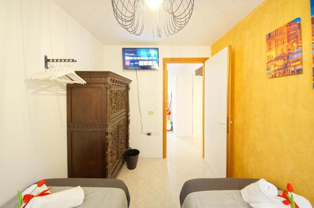 Gondola View Apartment Venezia Esterno foto